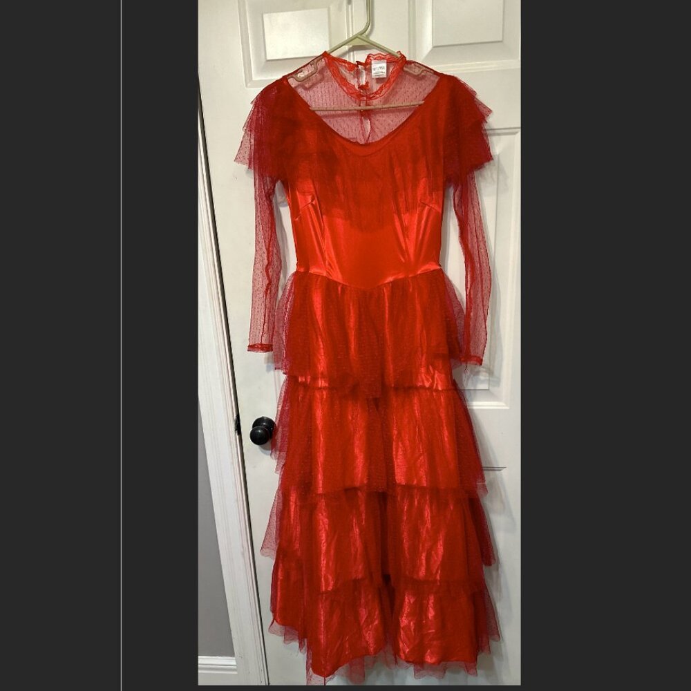 Beetlejuice Lydia Deetz Red Wedding Dress Costume